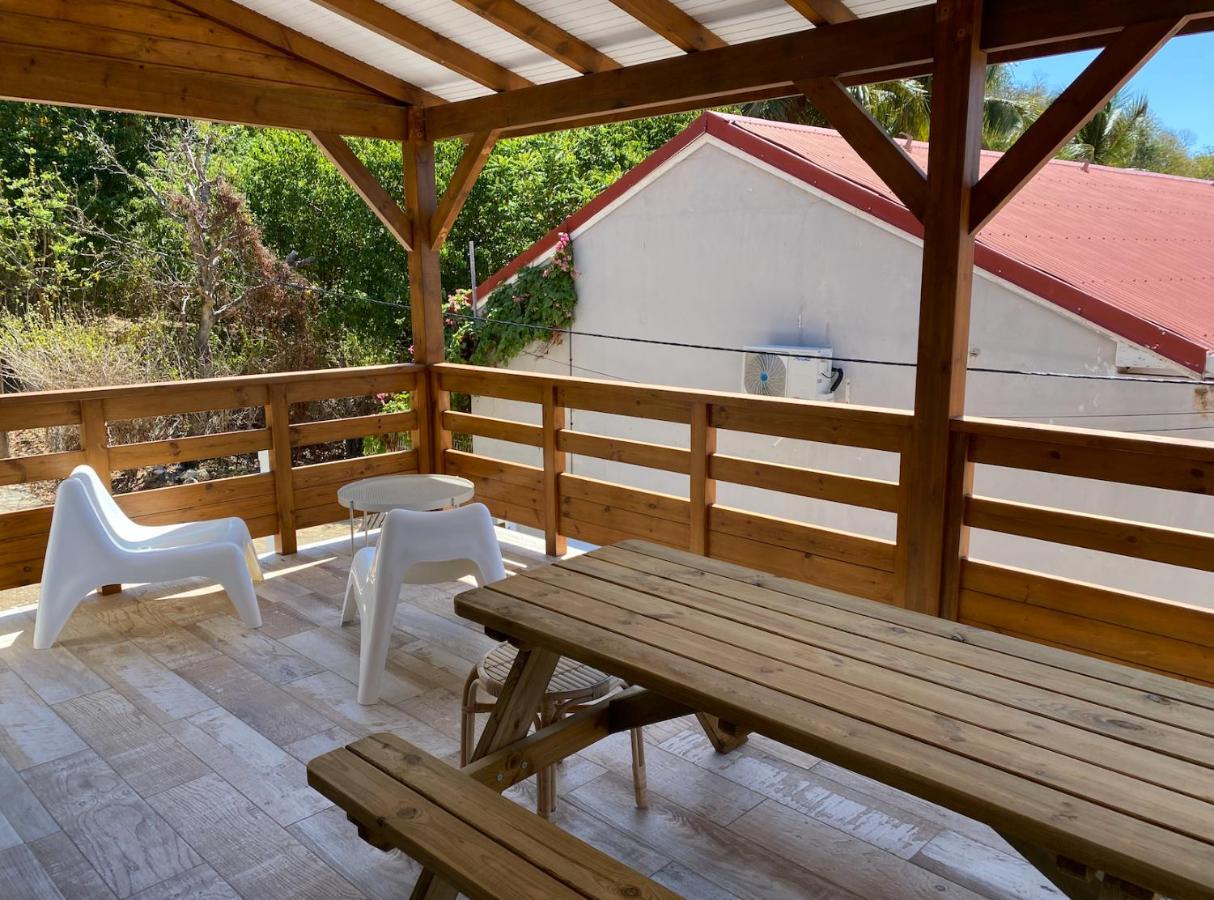 Haut De Villa Taalia Terre-De-Haut Esterno foto